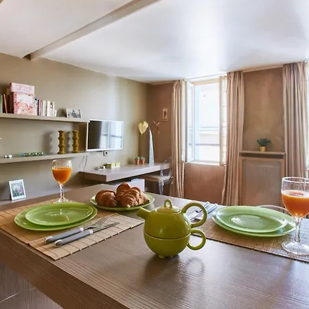 Bnbnova - 1br - Latin Quarter