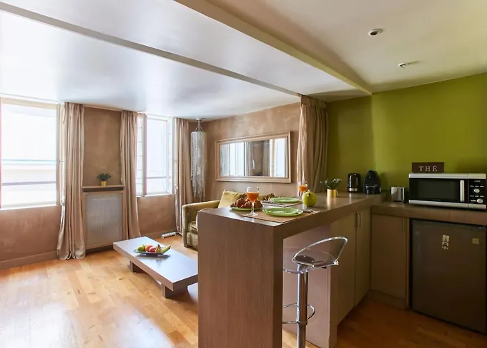 Bnbnova - 1br - Latin Quarter *
