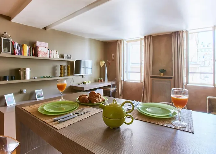 Bnbnova - 1br - Latin Quarter